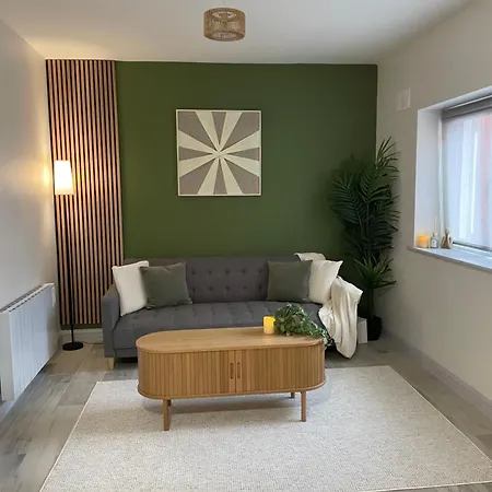 No 22 Centre Apartment